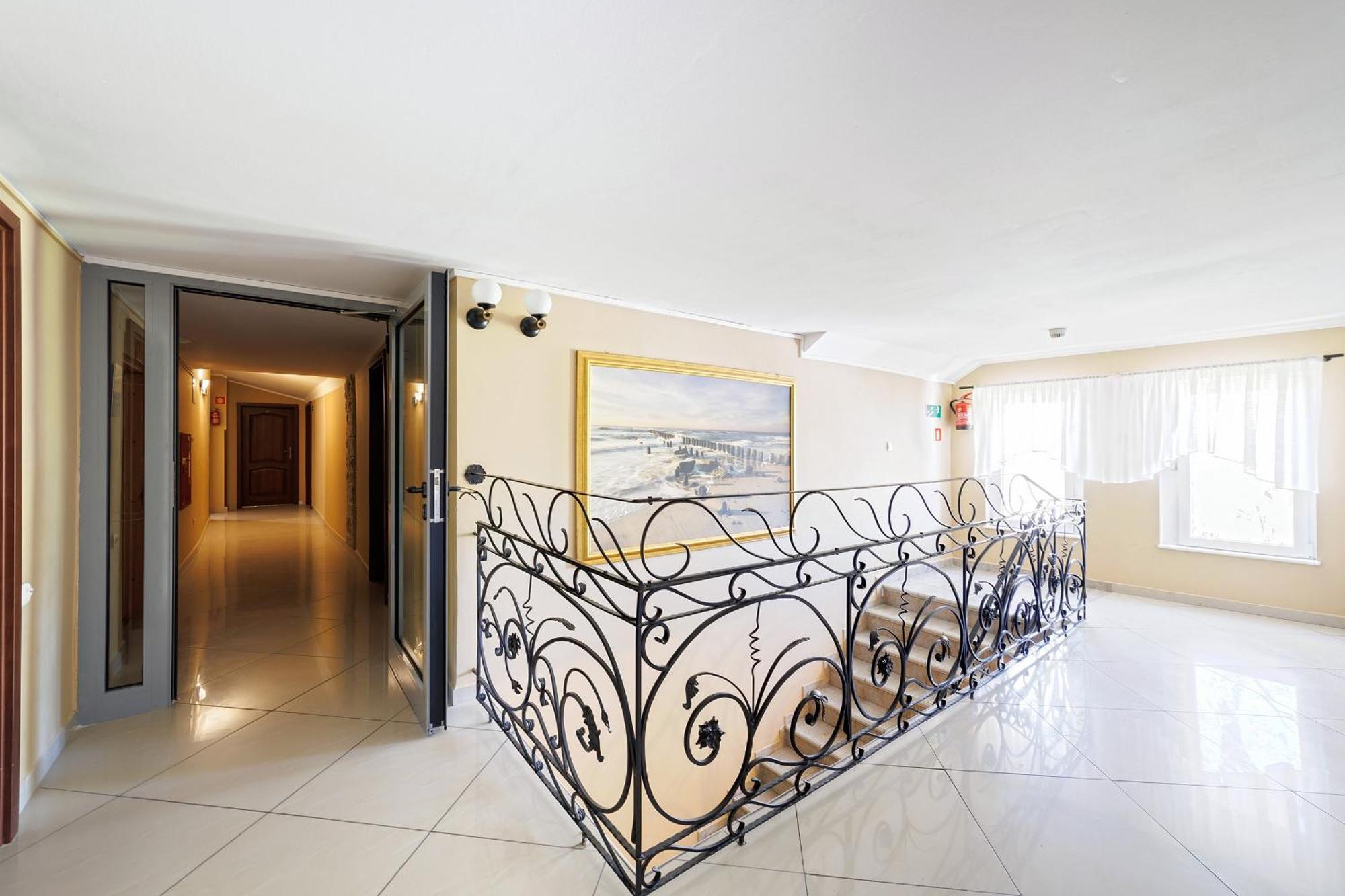 Stratos Bed & Breakfast Leba Exterior photo